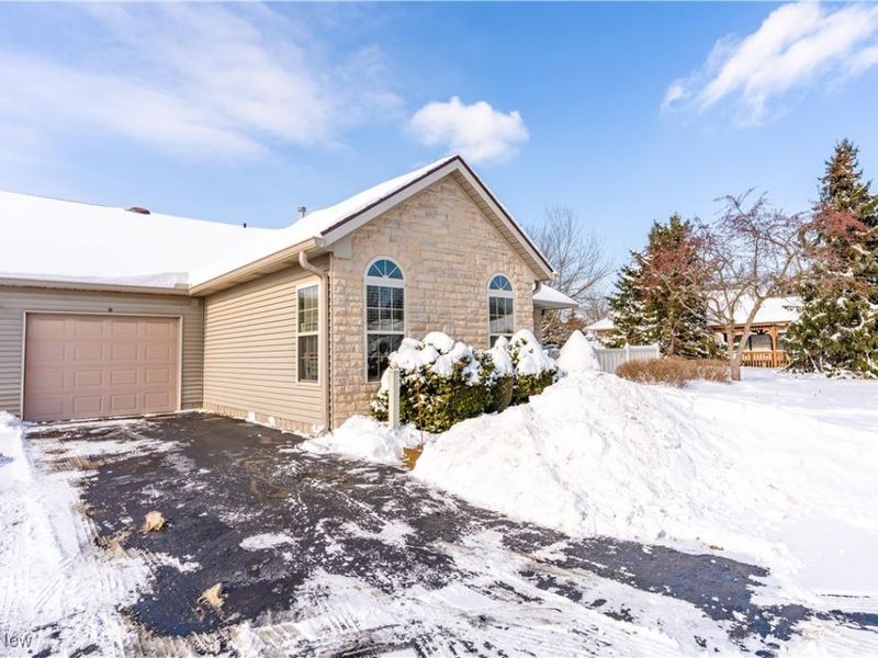 4200 NW Tannybrooke Lane NW, Unit B, Canton, OH 44718 Photo 29