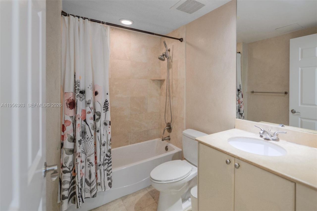 1755 E Hallandale Beach Blvd , Unit 1408E, Hallandale Beach, FL 33009 Photo