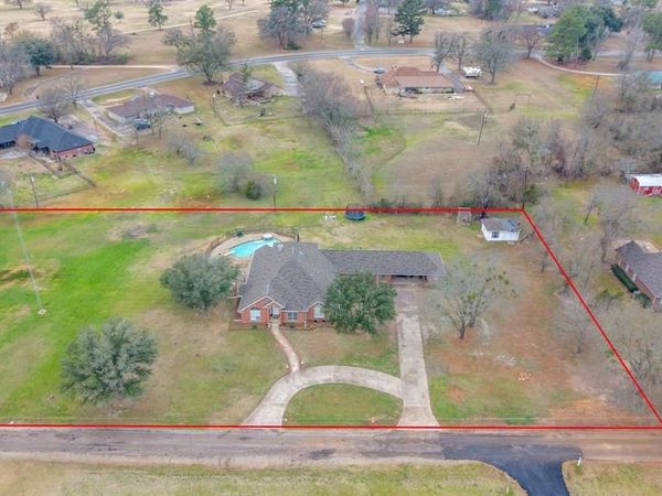 2046 Mckenzie Road, Campbell, TX 75422