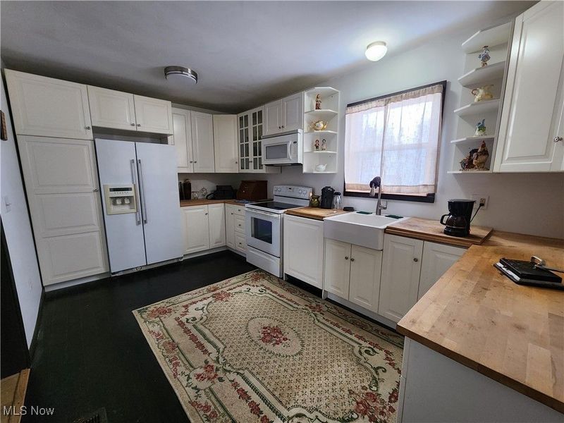 406 W Ohio Avenue, Sebring, OH 44672 Photo 33