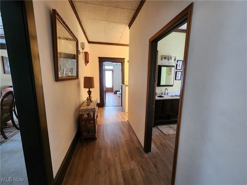 406 W Ohio Avenue, Sebring, OH 44672 Photo 4