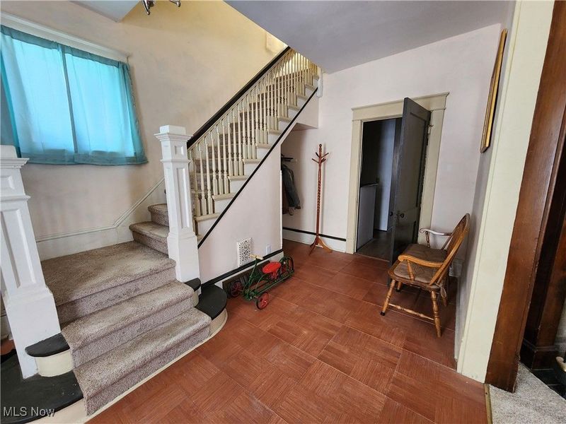 406 W Ohio Avenue, Sebring, OH 44672 Photo 8