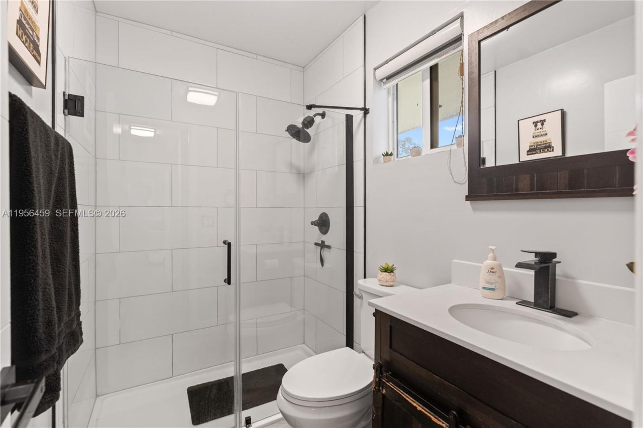 6791 SW 10th Ct, Pembroke Pines, FL 33023 Photo