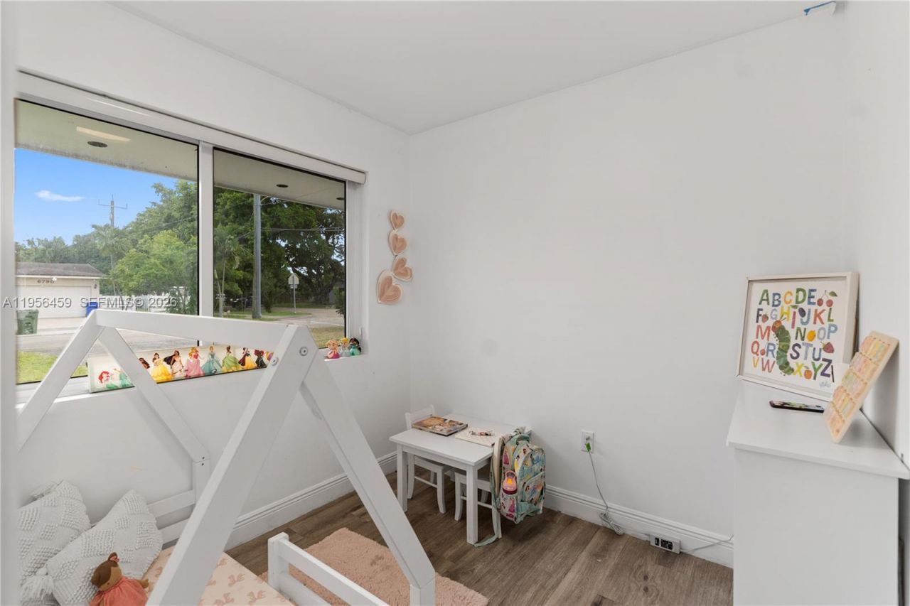 6791 SW 10th Ct, Pembroke Pines, FL 33023 Photo