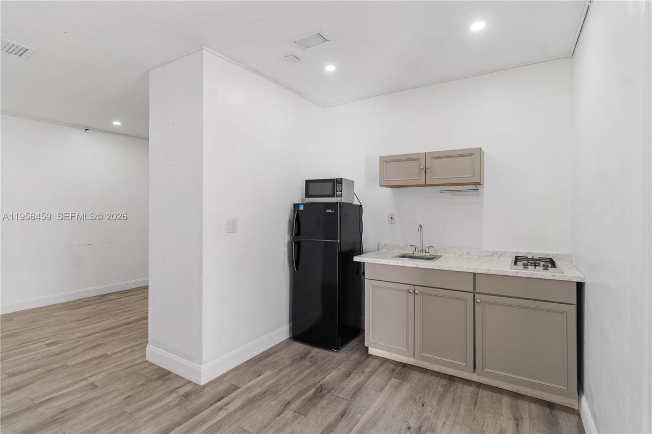 6791 SW 10th Ct, Pembroke Pines, FL 33023 Photo