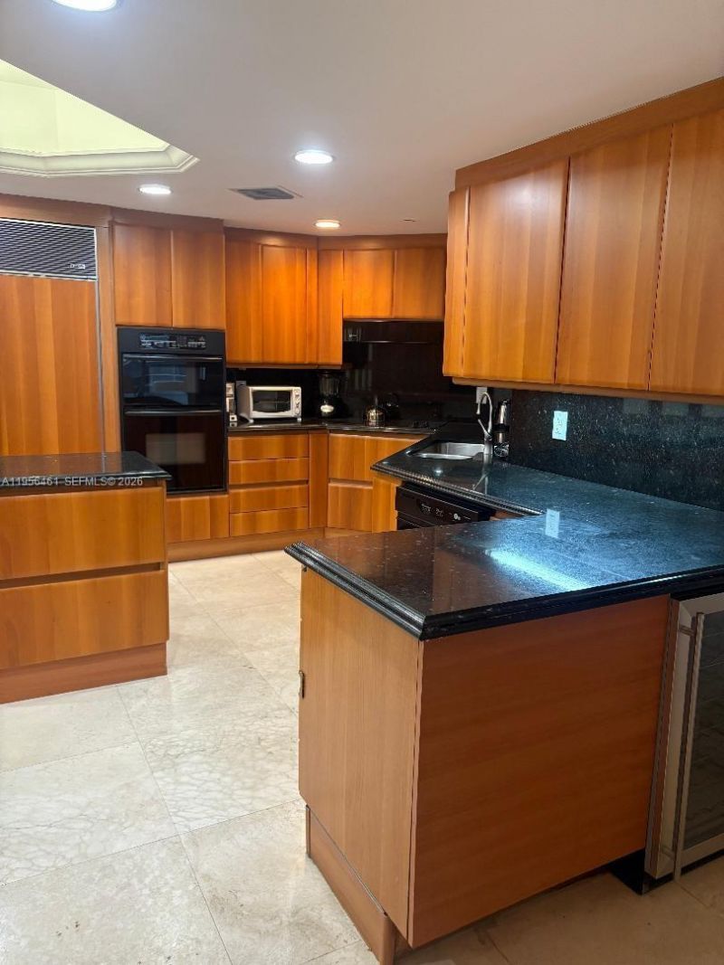 9595 E Collins Ave , Unit N9-I, Surfside, FL 33154 Photo