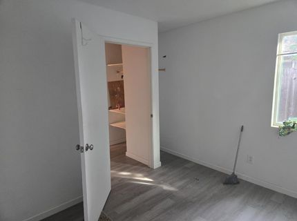 5765 Nina Way, Sacramento, CA 95824 Photo