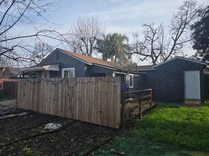 5765 Nina Way, Sacramento, CA 95824 Photo