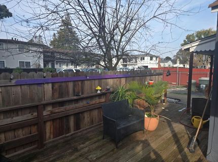 5765 Nina Way, Sacramento, CA 95824 Photo