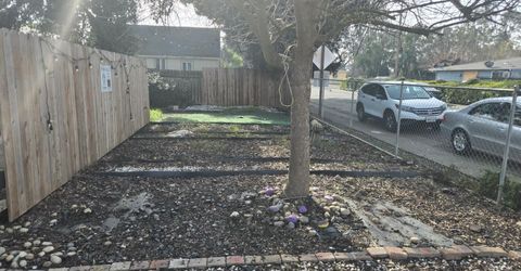 5765 Nina Way, Sacramento, CA 95824 Photo