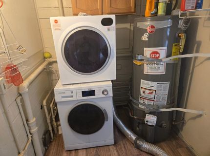 5765 Nina Way, Sacramento, CA 95824 Photo