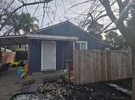 5765 Nina Way, Sacramento, CA 95824 Photo