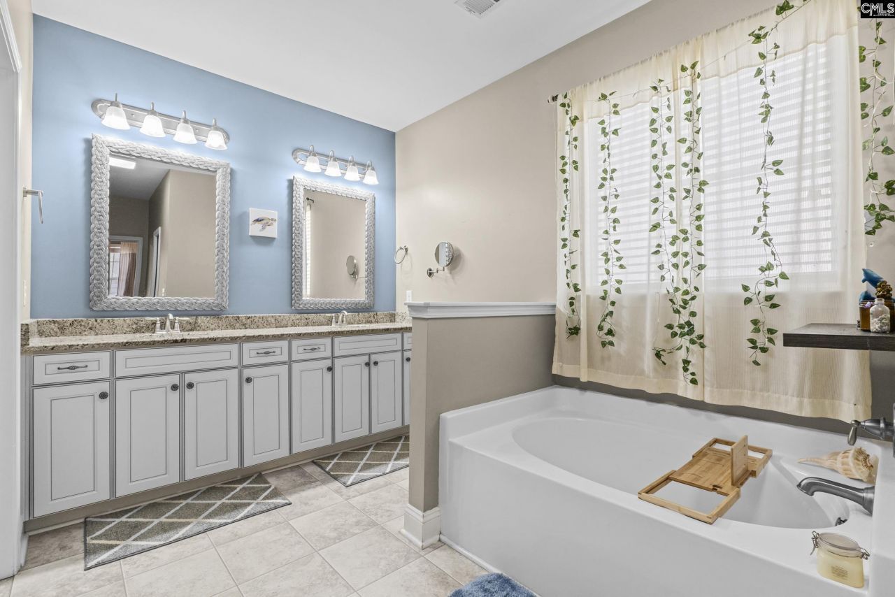 521 Fourteen Mile Lane Photo 15