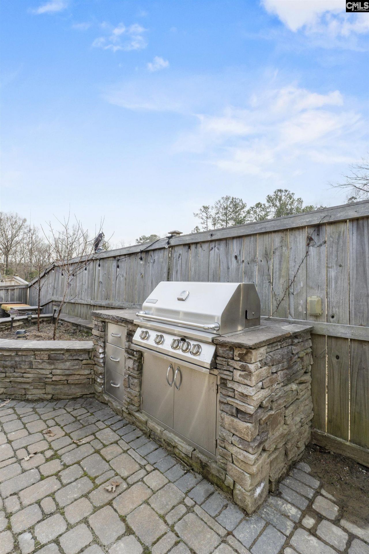 521 Fourteen Mile Lane Photo 32