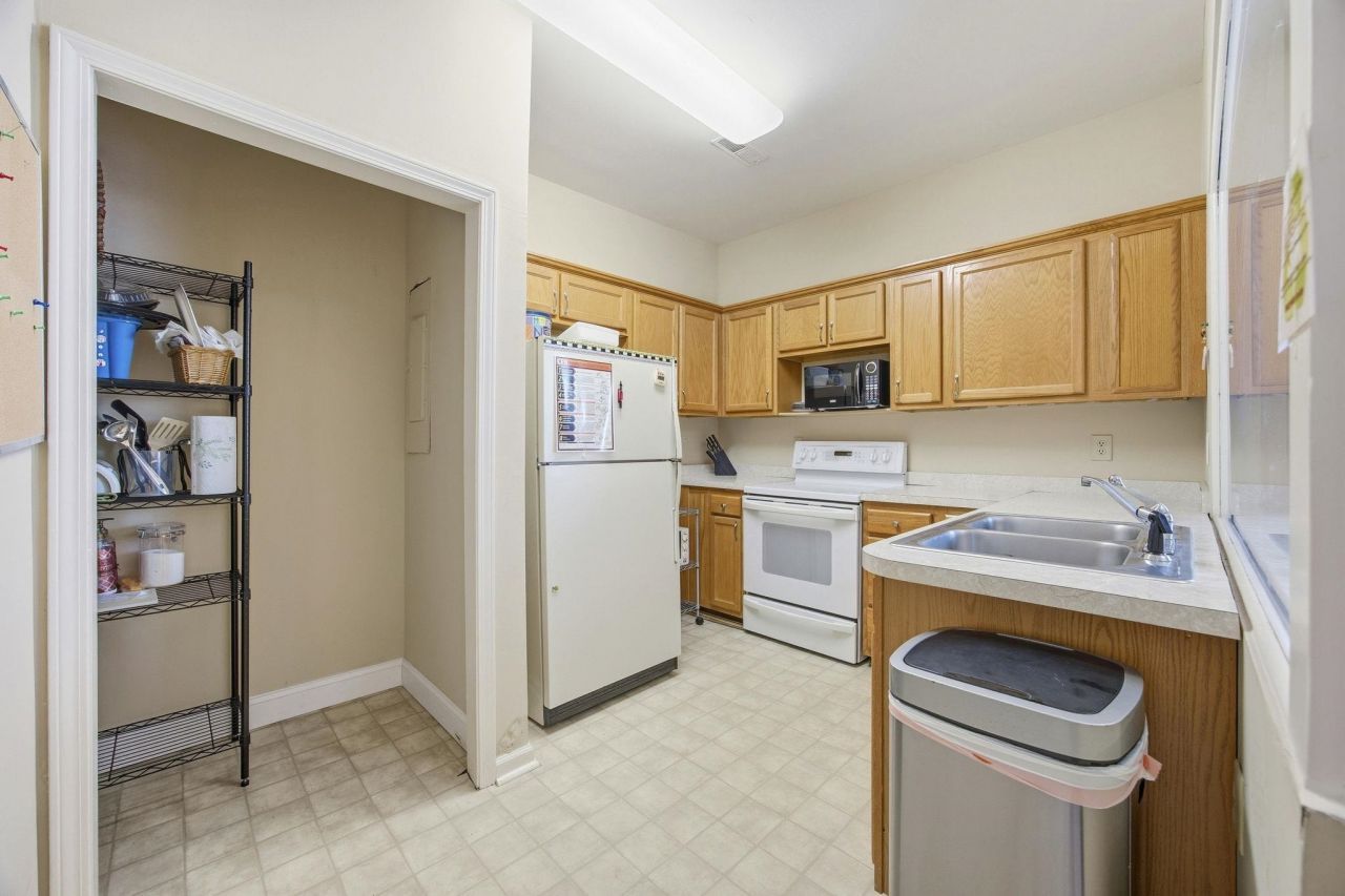 716 8th Ave. N Photo 26