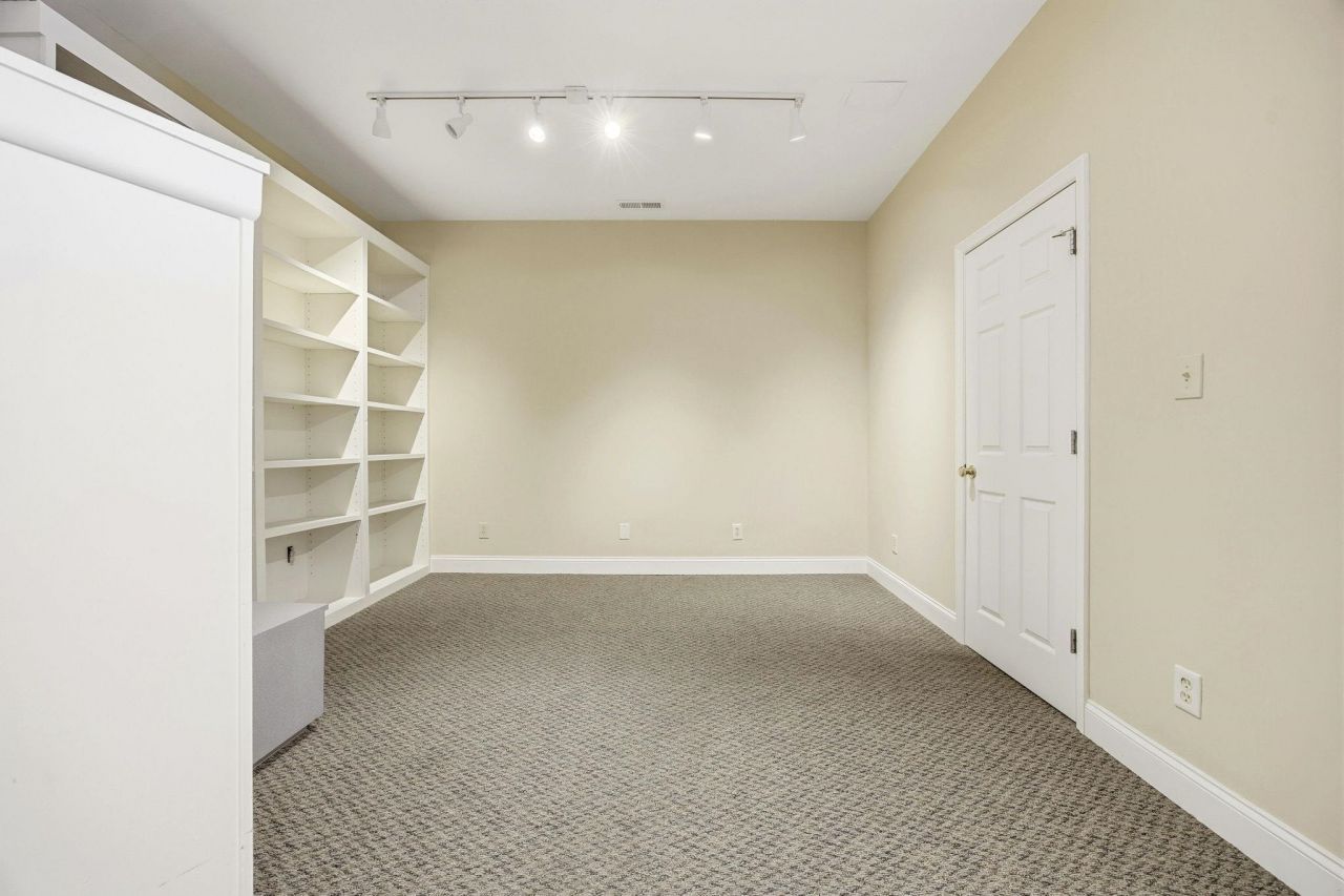 716 8th Ave. N Photo 28