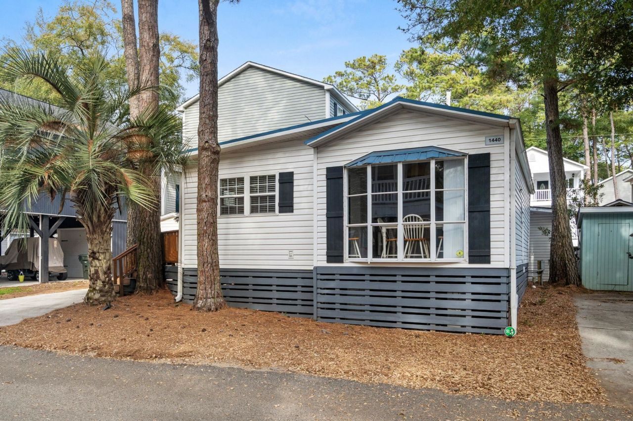 6001 - 1440 S Kings Hwy. Photo 30