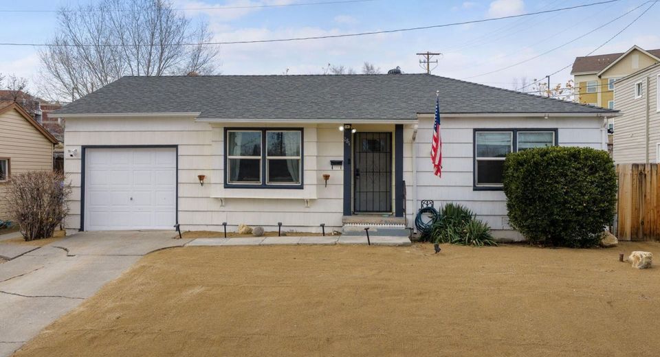 285 Bartlett Street, Reno, NV 89512 Photo