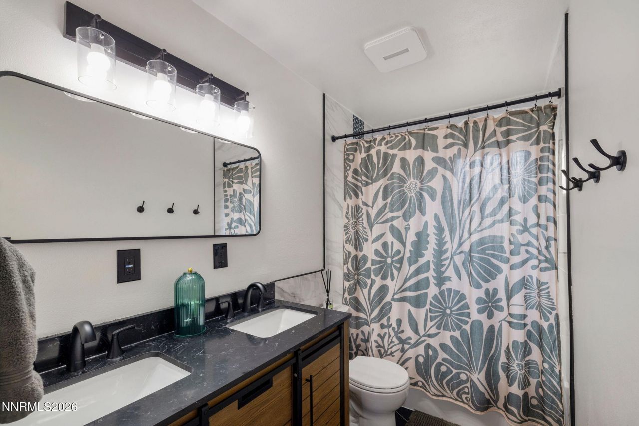 285 Bartlett Street, Reno, NV 89512 Photo