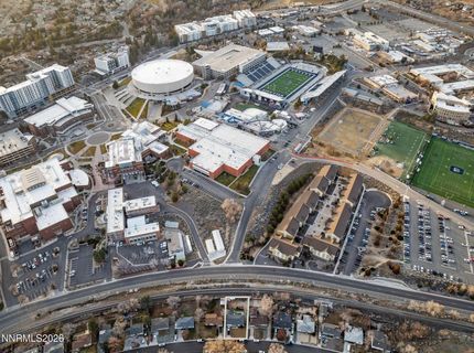 285 Bartlett Street, Reno, NV 89512 Photo