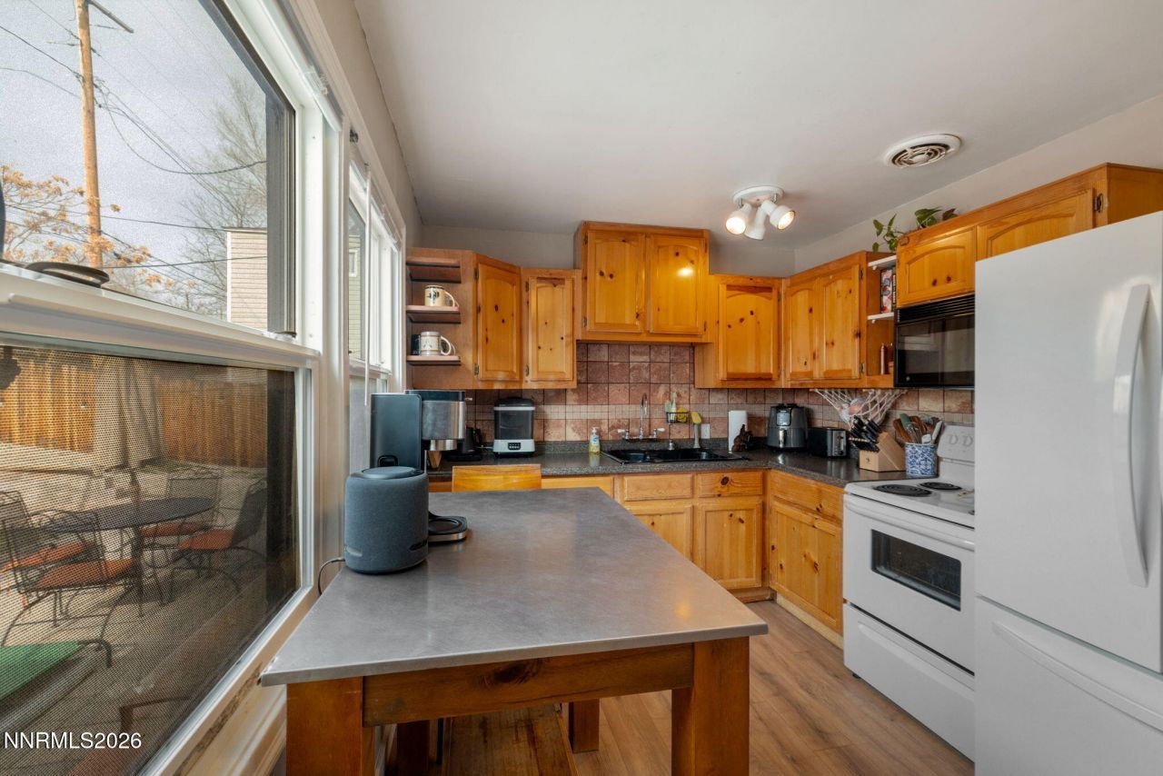 285 Bartlett Street, Reno, NV 89512 Photo