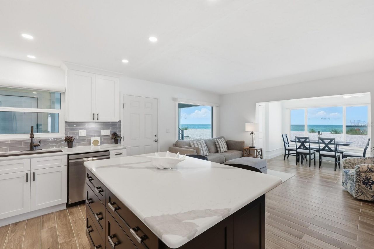 320 Gulf Boulevard, Unit 5C, Boca Grande, FL 33921 Photo