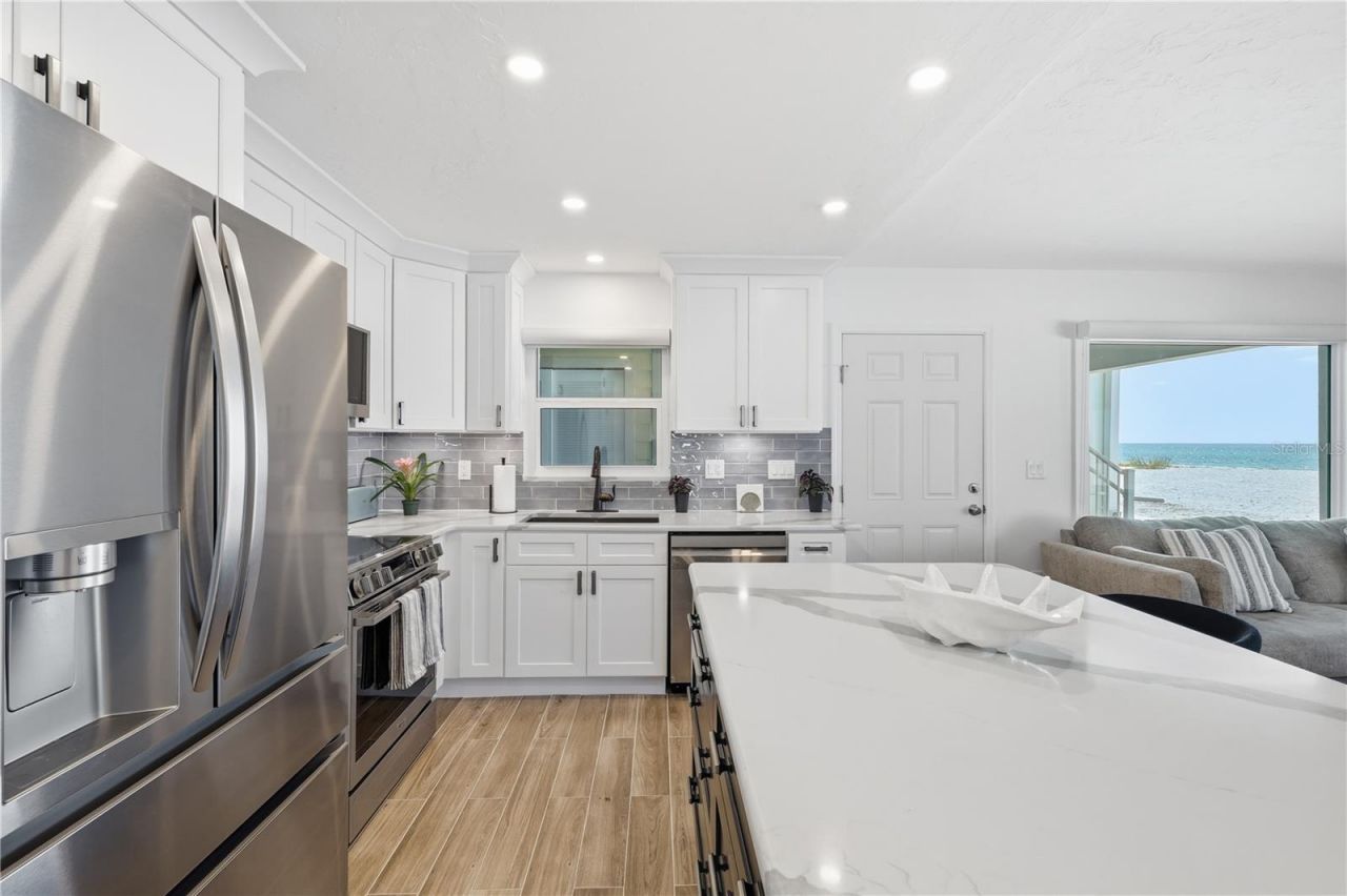 320 Gulf Boulevard, Unit 5C, Boca Grande, FL 33921 Photo