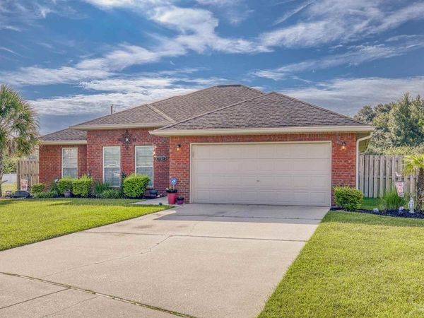 5764 Shady Glen Ct, Pace, FL 32571