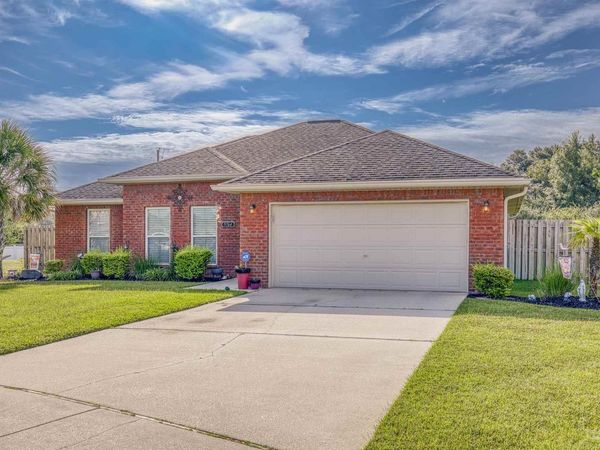5764 Shady Glen Ct, Pace, FL 32571