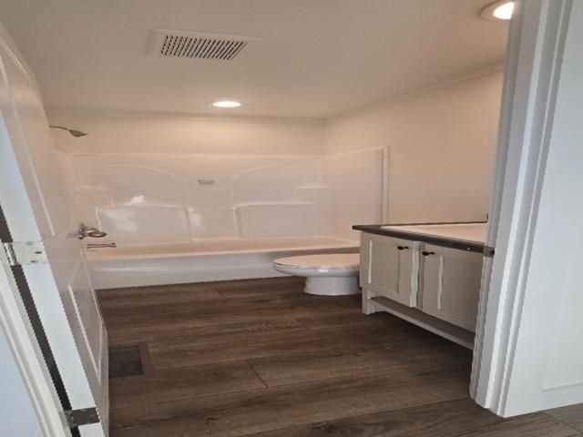 5235 Grainger Circle Photo 12