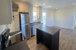 5235 Grainger Circle photo 4