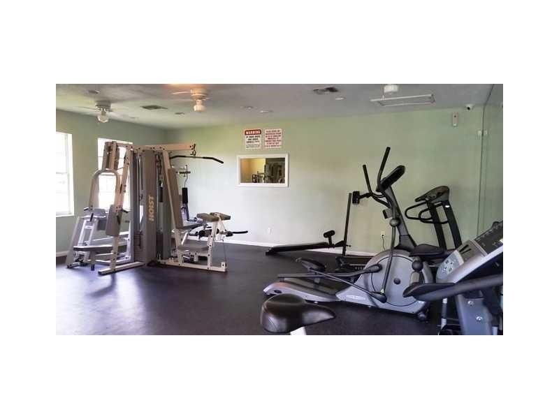 1761 NW 96th Terrace, Unit 3G, Pembroke Pines, FL 33024 Photo