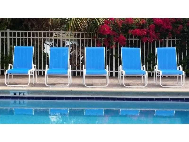 1761 NW 96th Terrace, Unit 3G, Pembroke Pines, FL 33024 Photo