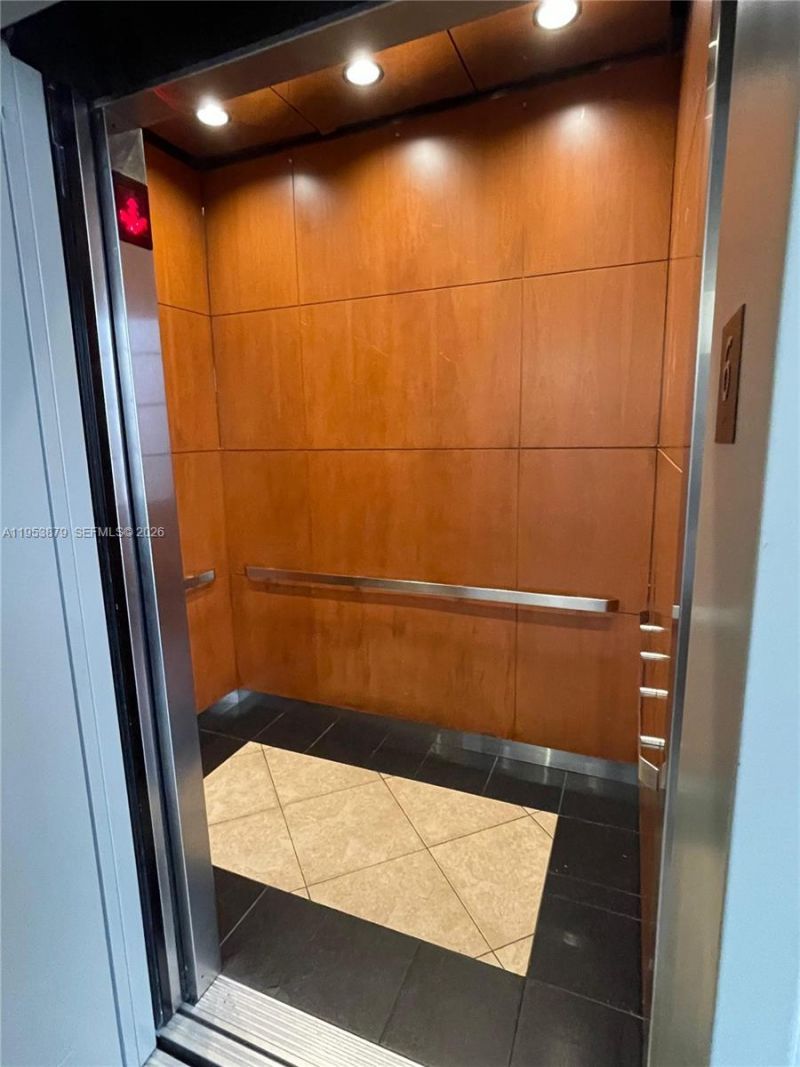 3001 NE 185th St, Unit 612, Aventura, FL 33180 Photo