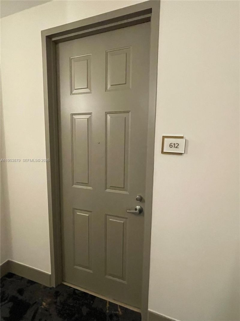 3001 NE 185th St, Unit 612, Aventura, FL 33180 Photo