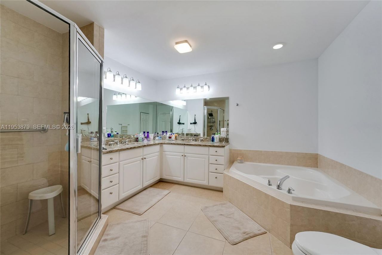 3001 NE 185th St, Unit 612, Aventura, FL 33180 Photo