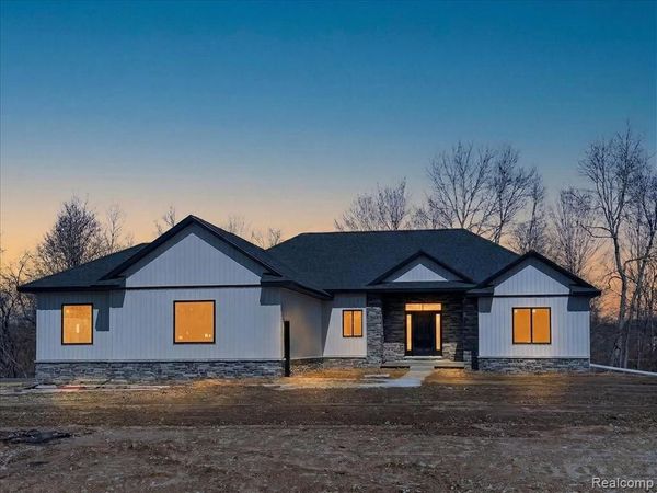 4060 Metamora Ridge Road, Metamora Vlg, MI 48455