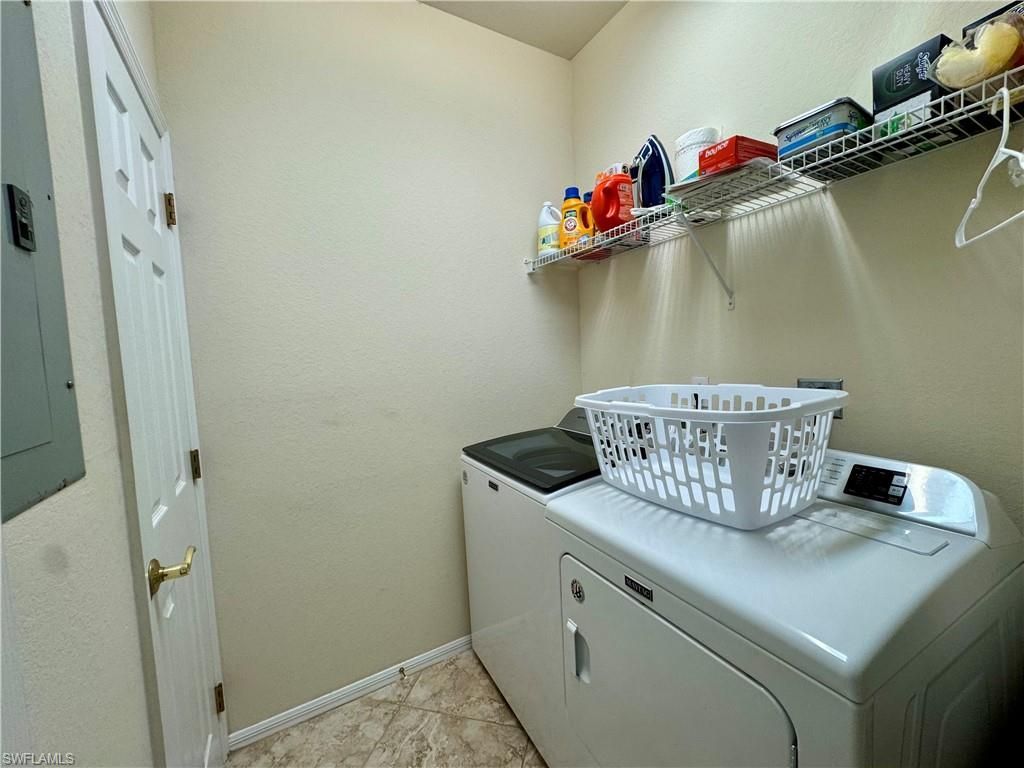 4884 Hampshire Ct, Unit 7-104, Naples, FL 34112 Photo