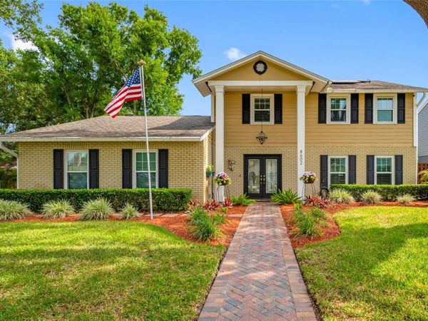 8602 LEIGHTON DRIVE, TAMPA, FL 33614