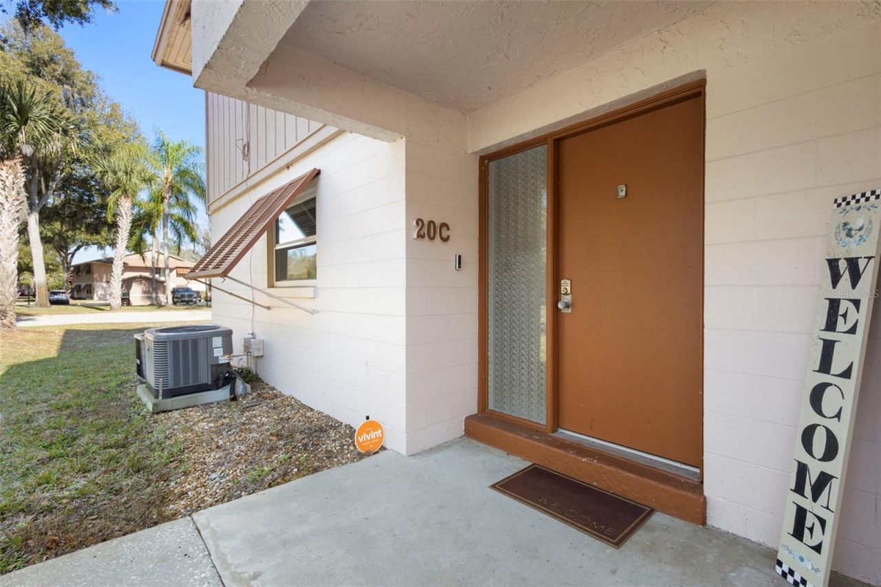 180 Magnolia Woods Court, Unit 20C, Deltona, FL 32725 Photo