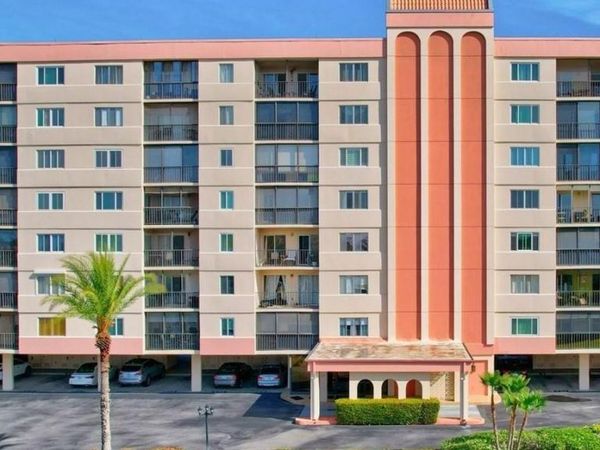 19029 US HIGHWAY 19 N, Unit 9-305, CLEARWATER, FL 33764