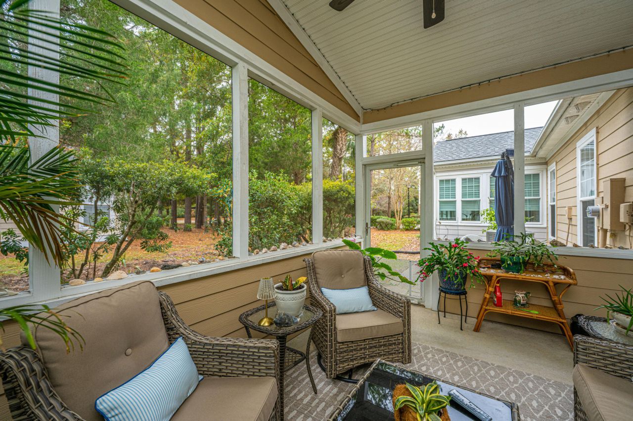 145 Fresh Meadow Lane Photo 23