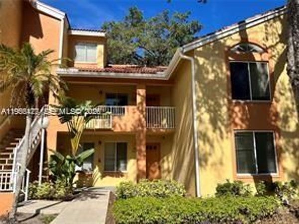 1013 Coral Club Dr, Unit 1013, Coral Springs, FL 33071