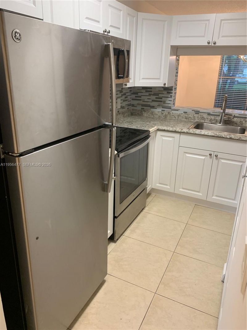 1013 Coral Club Dr, Unit 1013, Coral Springs, FL 33071 Photo