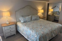 601 Retreat Beach Circle photo 4