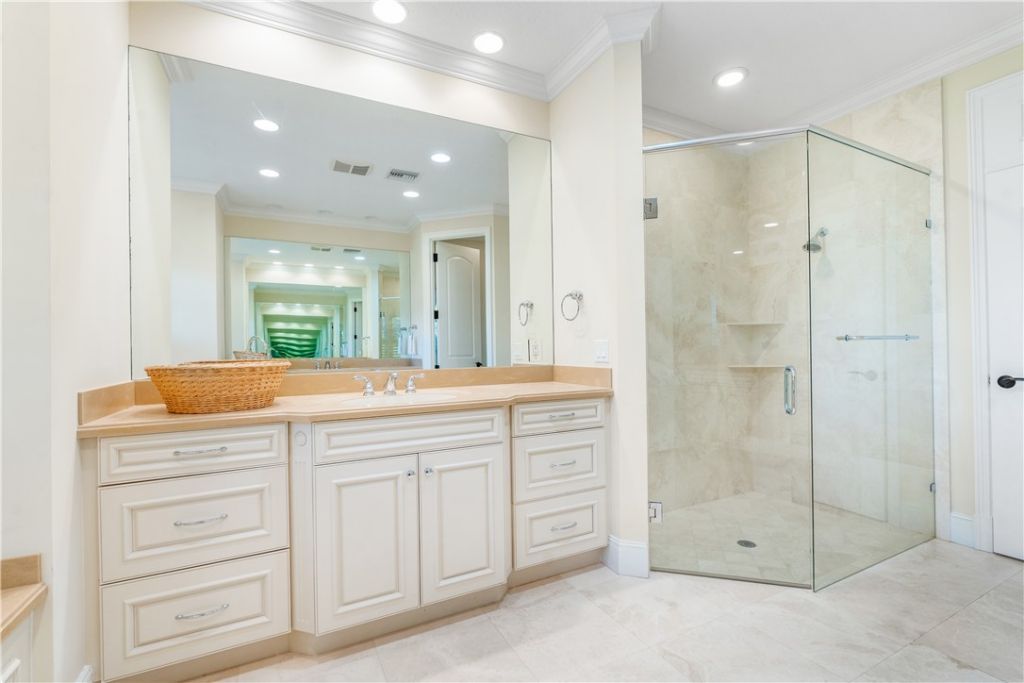 270 Sea Oak Drive, Vero Beach, FL 32963 Photo
