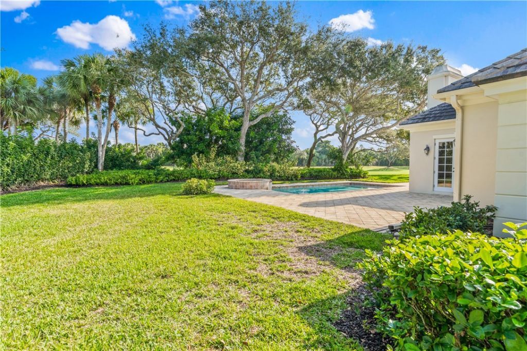 270 Sea Oak Drive, Vero Beach, FL 32963 Photo