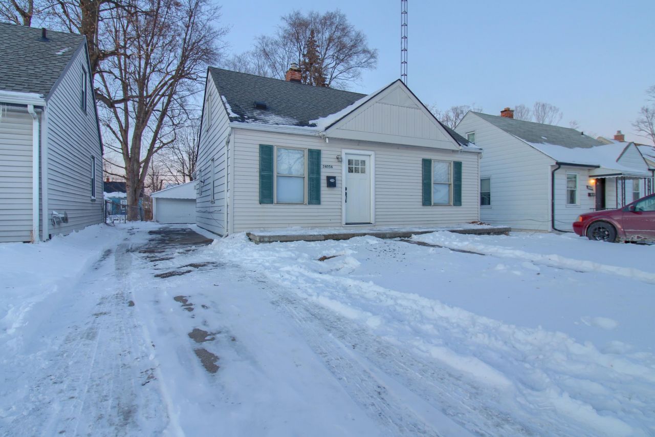 24056 Lehigh Street, Dearborn Heights, MI 48125 Main Photo