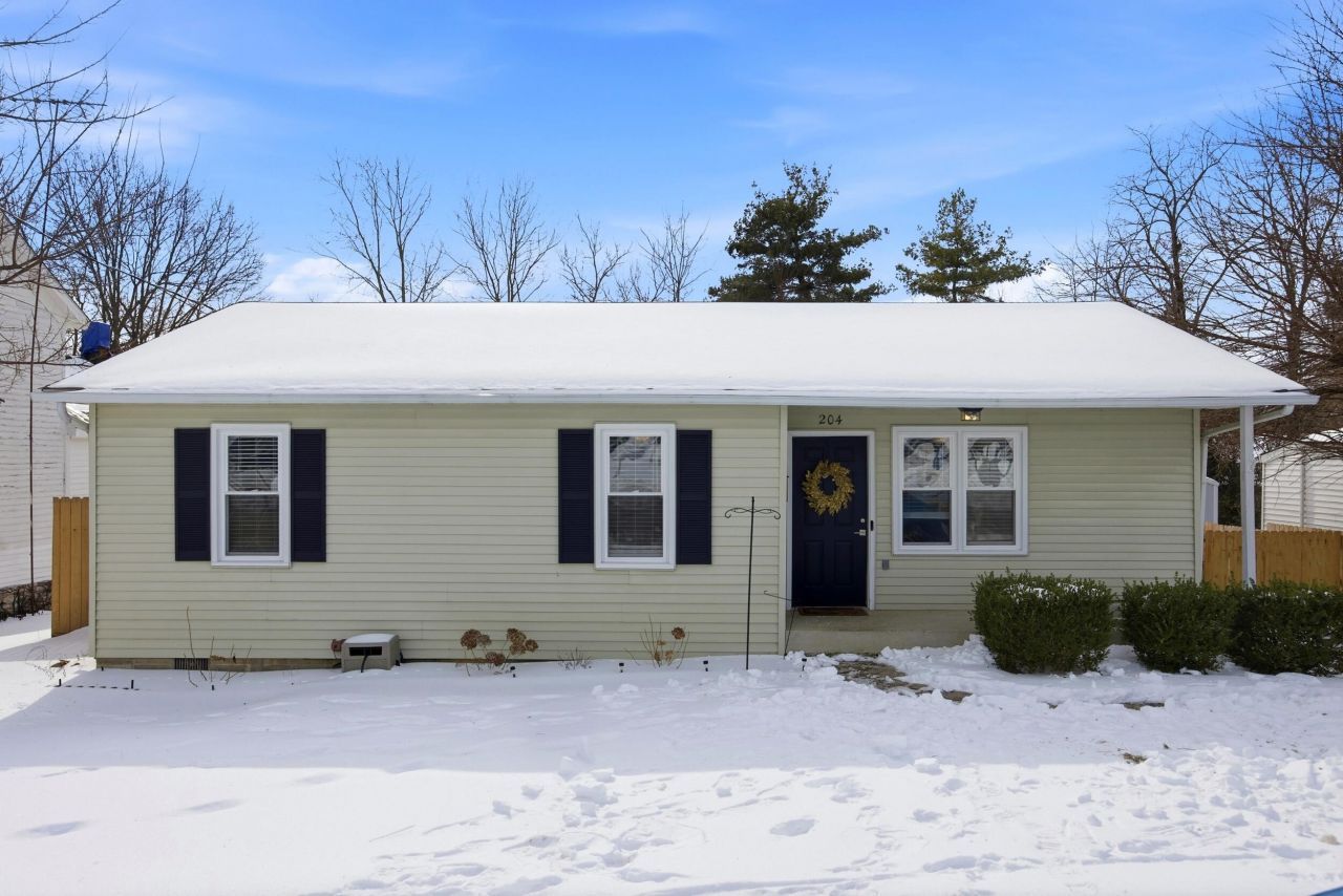 204 Henry Clay Street, Shelbyville, KY 40065 Main Photo