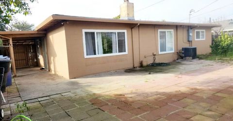 6109 Laurine Way, Sacramento, CA 95824 Photo